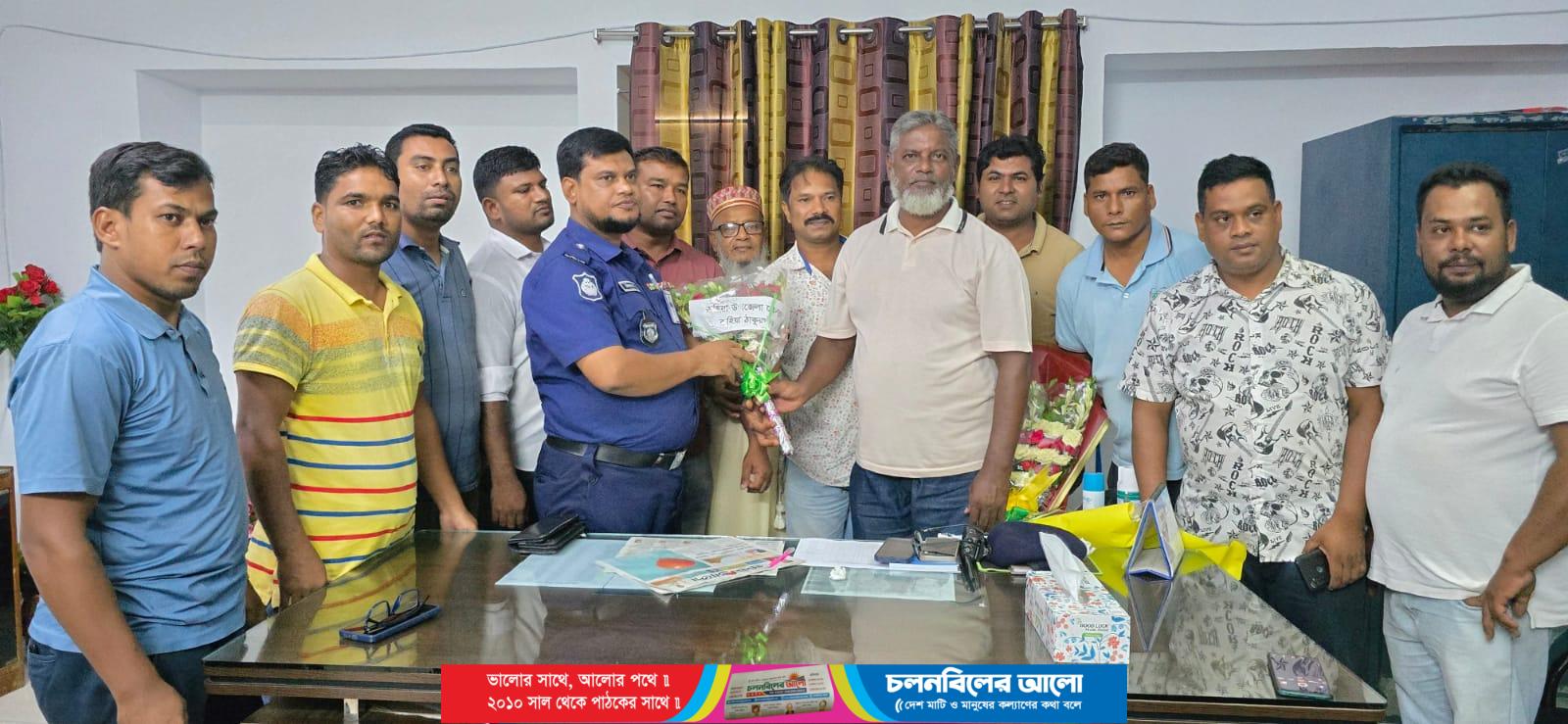 রুহিয়া থানার নবাগত ওসির সাথে রুহিয়া উপজেলা প্রেসক্লাবের গণমাধ্যমকর্মীদের মতবিনিময়